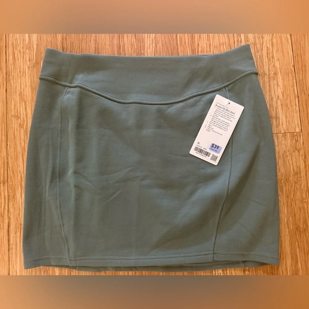 Lululemon Athletica Olive Mini Skirt